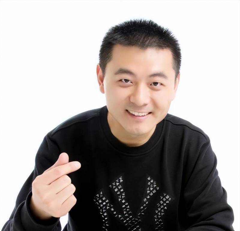 知名主持人王小川遭遇粉丝大规模取关，业界关注背后原因