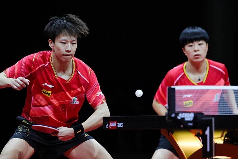 2024乒乓球亚锦赛混双决赛许昕与队友为国争光，成功夺魁