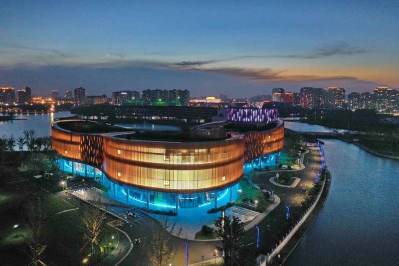 上海闵行论坛微博透露，闵行区新规划凸显奉贤南桥核心价值