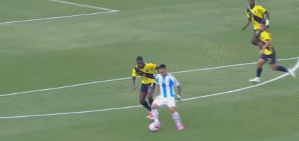 【真实解说】阿根廷1-0厄瓜多尔，迪马利亚破门+中框，梅西替补登场，精彩瞬间回顾