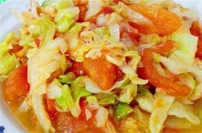 大厨教你西红柿炒圆白菜的家常做法，简单易学，营养美味